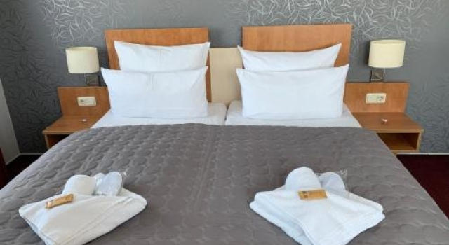 Ambassador, Rezervovat Hotel Hotely v Braniborsko s parkováním, Parkování
