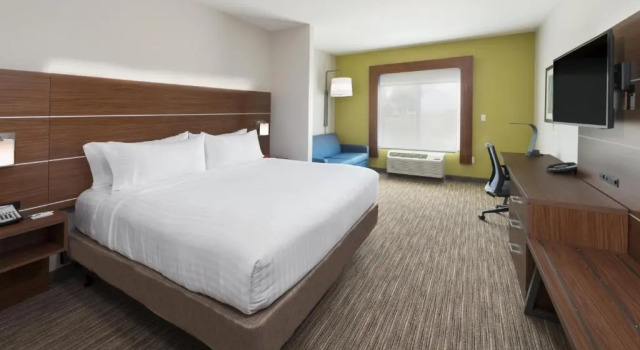 Люкс Holiday Inn Express Troy by IHG