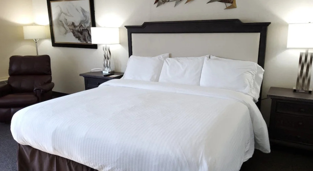 Двухместный номер Standard Klopfenstein Inn and Suites