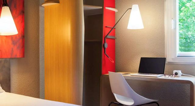 ibis Velizy Jouy-En-Josas, Book Hotel  
