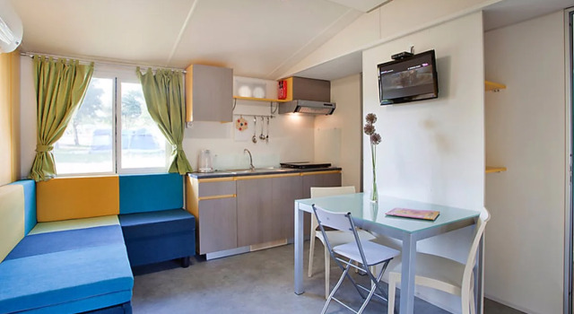 Camping Lanterna 17174, Prenota Campeggio Campeggi e glamping a Santa Marina, Campeggio