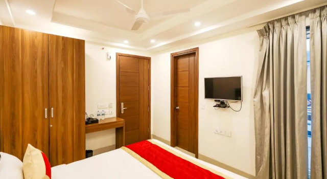 Номер Superior FabHotel La Paz Stay B&B