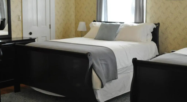 Номер Superior The Doctors Inn