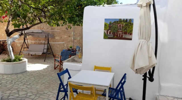 Коттедж The Venetian Walls 'Central House With Private Courtyard - Charmy & Cheap'