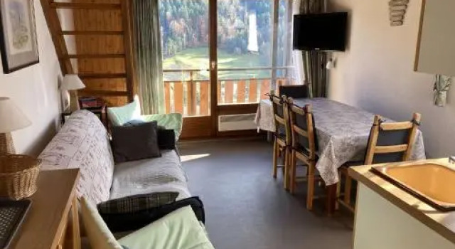 Appartement Le Grand-Bornand, 2 pièces, 4 personnes - FR-1-241-103, Prenota Appartamento Hotel a Alvernia con parcheggio, Parcheggio