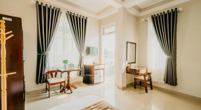 Двухместный номер Deluxe с балконом LE PHUONG Dalat