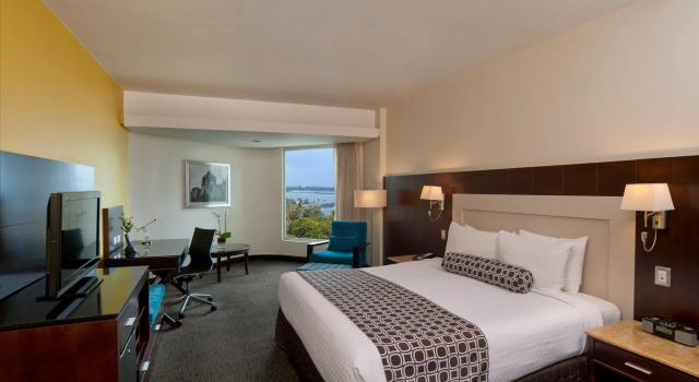 Номер Premium Crowne Plaza Santo Domingo by IHG
