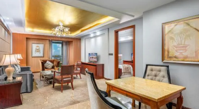 Люкс Deluxe Serengeti Hotel