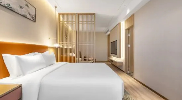 Люкс Deluxe Hawthorn by Wyndham Xishuang Banna Jinghong