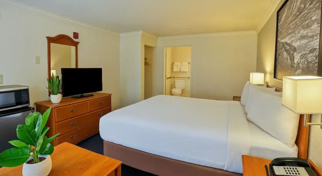 Двухместный номер Standard Creekside Inn & Suites