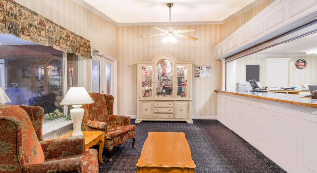 Knights Inn Columbia Airport/Cayce, Забронировать Отель Отели Южной Каролины с бассейном, Бассейн