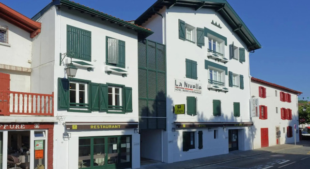 Logis Hotel de la Nivelle, Reserva ahora Hotel Saint-Pée-sur-Nivelle 