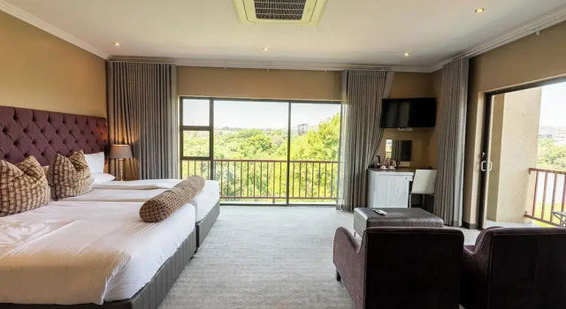 Номер Deluxe с видом на озеро St Andrews Boutique Hotel