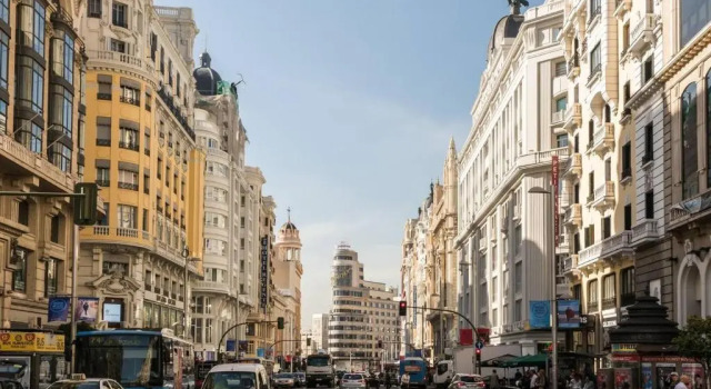 Апартаменты M&F Gran Via 3 Hab