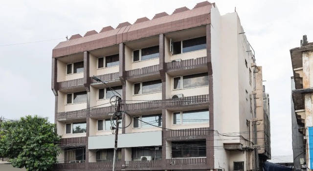 OYO Townhouse 620 Hotel Surya, Забронировать Отель Отели штата Махараштры 3 звезды, 3*