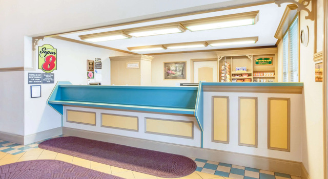 Super 8 by Wyndham Brooklyn, Varaa Hotelli Brooklyn Michigan
