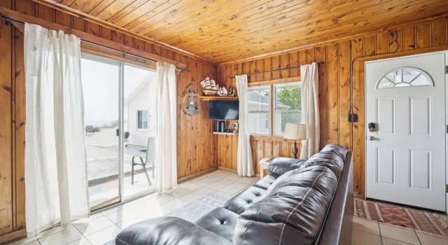 Семейный номер Standard с 2 комнатами рядом с пляжем Barefoot Beach Resort