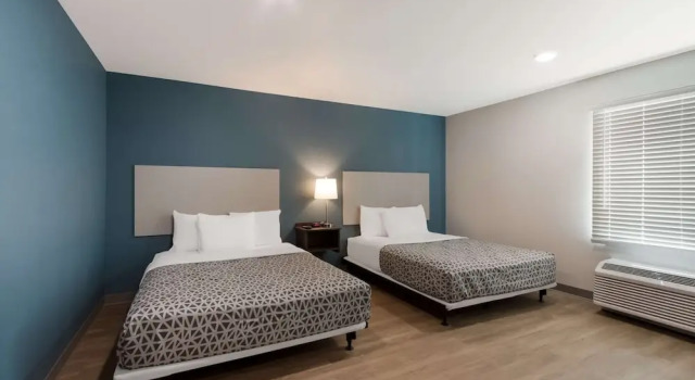 Четырёхместный номер Standard WoodSpring Suites Chandler Airport