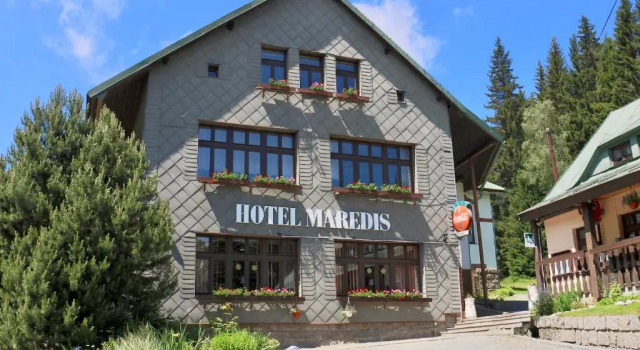 Hotel Maredis, Rezerwuj Hotel Horní Polubný Jizera Mountains