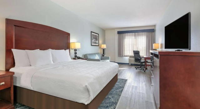 Двухместный номер Executive La Quinta by Wyndham Fort Worth NE Mall
