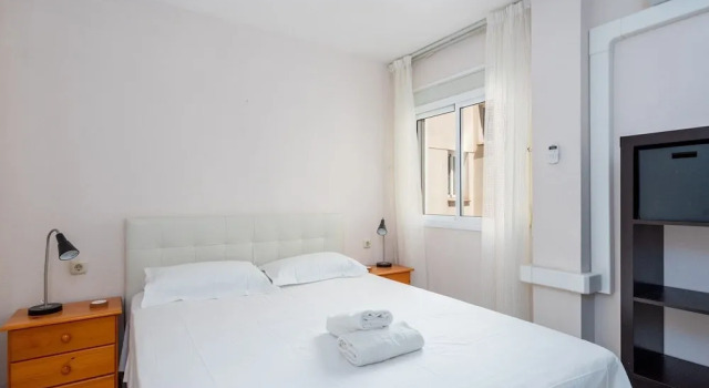 Central Gem Apartment Near the Beach Ref 134