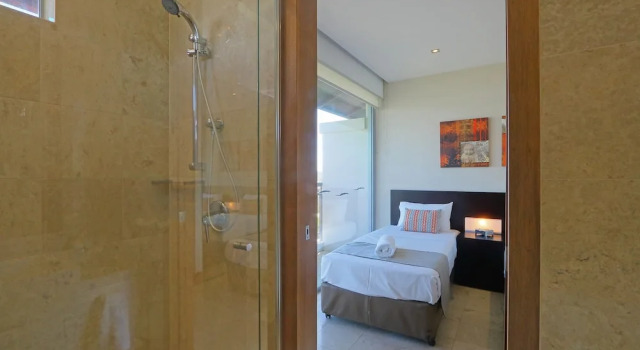312 King Studio Plus One Bedroom, Забронировать Отель Отели в центре Касуарина с завтраком, отели в центре Касуарина с завтраком