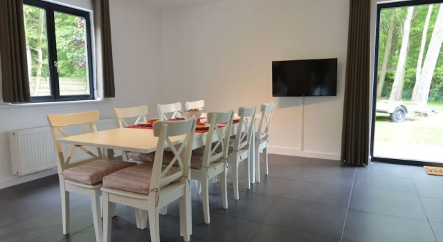Modern Holiday Home In Brasschaat near Town Center, Reserva ahora Hotel Brasschaat Antwerpse Kempen
