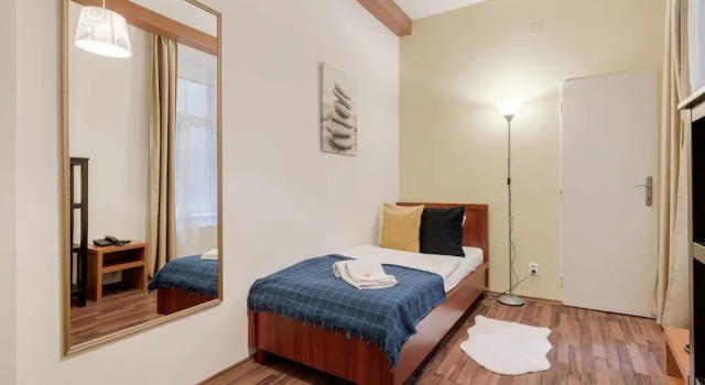 Habitación Económica Koruna Hotel