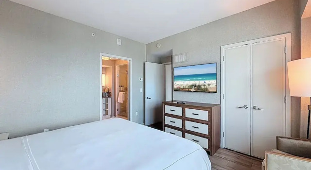 Luxury Suites at Fort Lauderdale Beach, Забронировать Апартаменты/квартира Апартаменты Форт-Лодердейл, рядом с Галерея The Gallery at Beach Place, Апартаменты/квартира