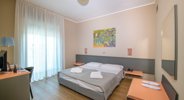 Двухместный номер Standard с балконом и с видом на окрестности Hotel Ristorante Brusco