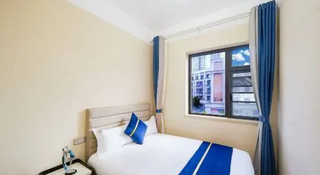 Standard- suite Hotel Clouds