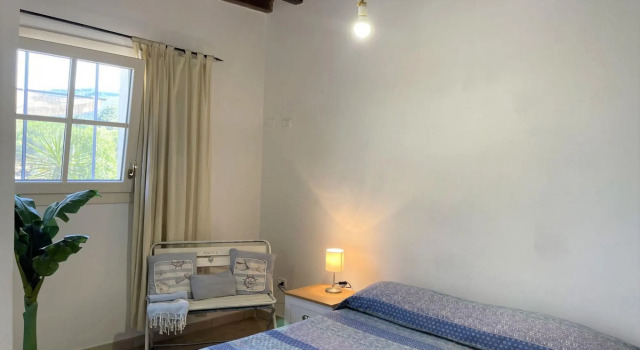 Multi-family villa in a quiet area about 1200 meters from the beach of Naregno (sand) and about 1200-Apt. Boschetto Gualdo, Book Villa Capoliveri Elba