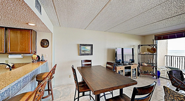 New Listing! Gulf-front W/ Pools & Gym 3 Bedroom Condo, Buchen Sie Ferienwohnung Hotels in Padre Island mit Pool, Schwimmbad