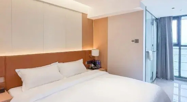 Одноместный номер Standard Ritz Star City View Residence Pazhou Exhibition Center and Pazhou Metro Station Branch
