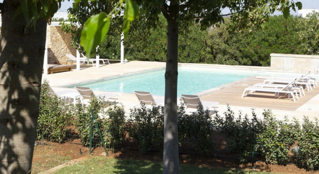 Люкс Superior с 2 комнатами с видом на бассейн Masseria Podere40 Country Hotel