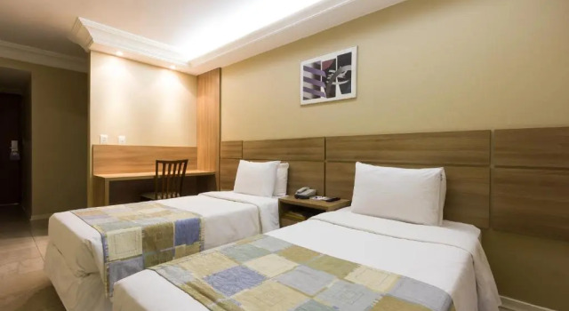 Трёхместный номер Deluxe Plaza Bittar Hotel