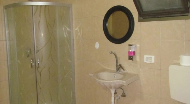 Четырёхместный номер Standard Royal Guest House