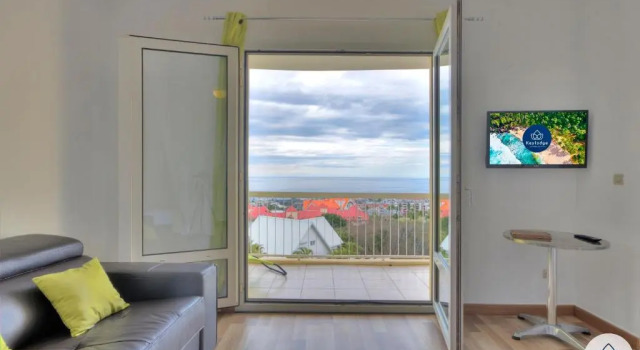 Апартаменты Faham Studio- 3 étoiles - 29m2 - Montgaillard - Proche du centre de Sainte Clotilde