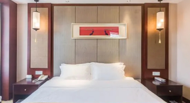 Люкс Deluxe Mianyang Xinbeichuan Hotel