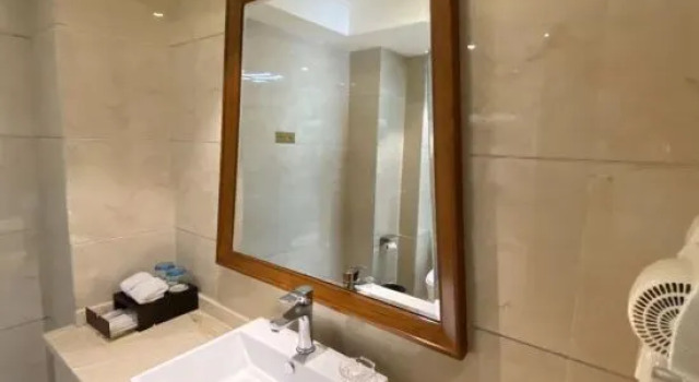 Люкс Superior с видом на реку Yajiang Jinzang Hotel