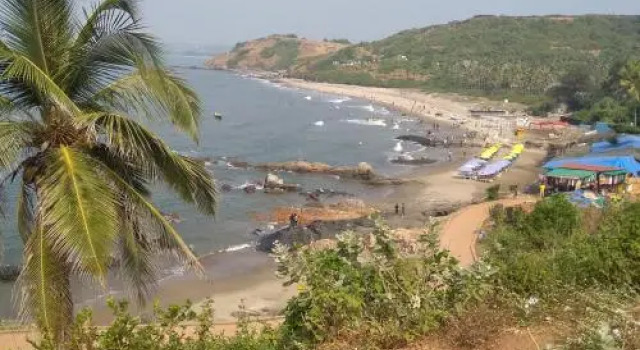 H. No:743, 46/6, Book Hotel Guirim North Goa