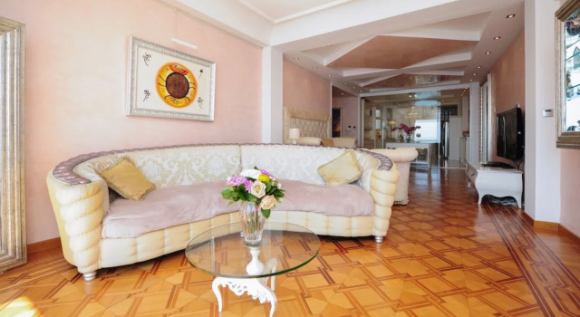 Le Majestic Promenade - Five Stars Holiday House, Забронировать Апартаменты/квартира Ницца Приморские Альпы, рядом с Музей Массена
