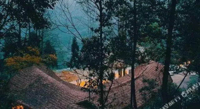 Sanmoun Villa, Boek Villa Hotels in Chengdu met parkeren, Parkeren