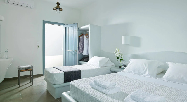 Garifalakis Comfort Rooms, Prenota Residence Pollonia Milo
