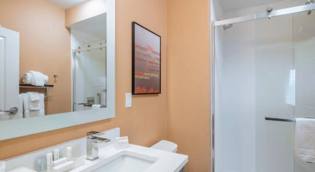 Студия TownePlace Suites Toledo Oregon