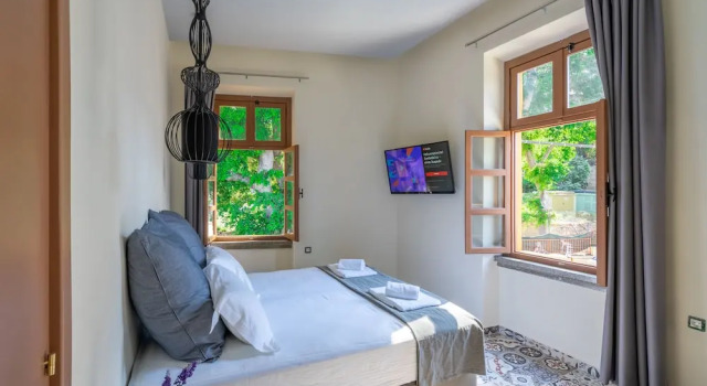 Двухместный номер Standard с балконом Casa Poli Suites