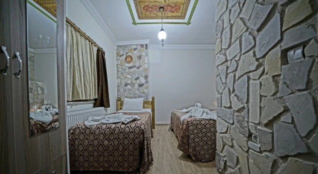 Трёхместный номер Standard с балконом Goreme Art Stone Hotel