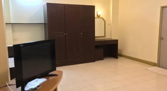 Vieng Kaew Residence, Забронировать Отель Лампанг 