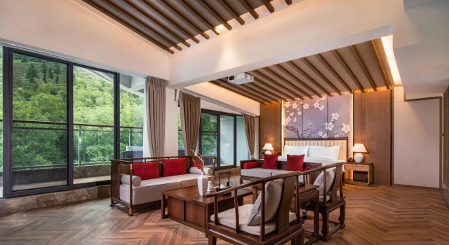 Двухместный люкс Holiday Inn Resort Mengding Mountain