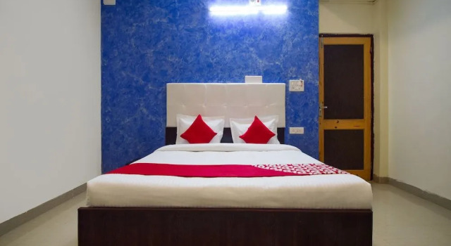 OYO 26659 Hotel Parmanand Garden, Rezerwuj Hotel Hotele w Rajasthan z parkingiem, Parking